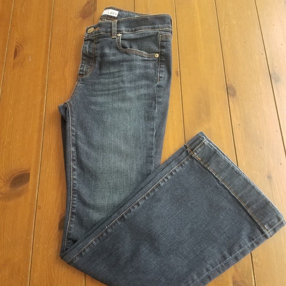 Ann Taylor Dark Wash Flare Leg Jeans Petite Size 6